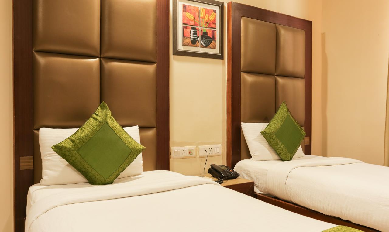 Balsons International Hotell New Delhi Eksteriør bilde